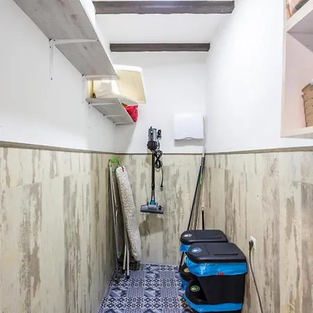 Del Barrio By Livework Apartment Cadiz